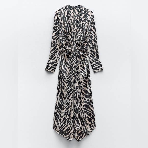 ZARA BLOGGERS’ FAVORITE SATIN EFFECT ANIMAL PRINT DRESS - Picture 14 of 16